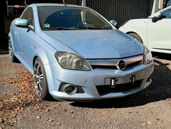 Blau Gebraucht 2006 Opel Tigra Kombi | 1.500 € (Fairer Preis)