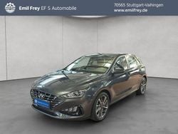 Grau Gebraucht 2023 Hyundai i30 Trend Limousine | 15.890 € (Fairer Preis)
