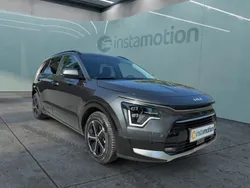 Grau Gebraucht 2022 Kia Niro Spirit SUV | 32.140 € (Fairer Preis)