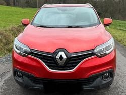 Rot Gebraucht 2015 Renault Kadjar SUV | 5.800 €