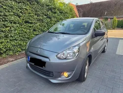 Grau Gebraucht 2015 Mitsubishi Space Star Limousine | 5.000 € (Guter Preis)