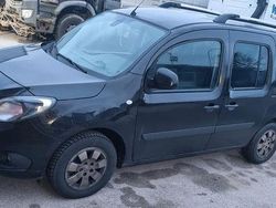 Schwarz Gebraucht 2020 Mercedes Citan 108 Edition Kombi | 13.000 €