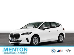 Weiß Gebraucht 2025 BMW 218 Active Tourer Van / Kleinbus | 30.159 € (Superpreis)