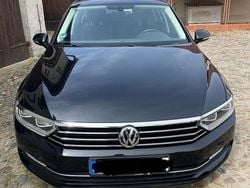 Schwarz Gebraucht 2018 VW Passat Comfortline Kombi | 13.500 € (Fairer Preis)