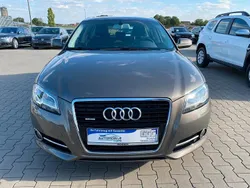 Grau Gebraucht 2011 Audi A3 Sportback Ambition Limousine | 6.800 € (Fairer Preis)
