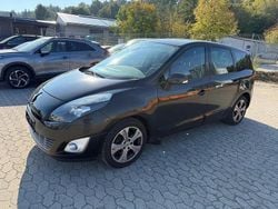 Schwarz Gebraucht 2010 Renault Grand Scénic III Dynamique Van / Kleinbus | 2.499 € (Etwas zu teuer)
