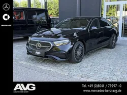 Obsidianschwarz Gebraucht 2025 Mercedes E220 AMG Limousine | 60.900 €