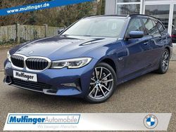 Phytonicblau Gebraucht 2021 BMW 330e Sport Line Kombi | 29.490 € (Fairer Preis)