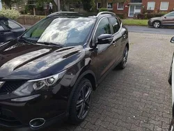 Violett Gebraucht 2014 Nissan Qashqai Tekna SUV | 11.400 € (Fairer Preis)