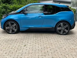 Blau Gebraucht 2017 BMW i3 Kleinwagen | 15.000 € (Etwas zu teuer)
