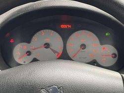 Grau Gebraucht 2006 Peugeot 206 Filou Kleinwagen | 2.000 € (Fairer Preis)