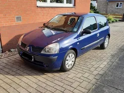 Blau Gebraucht 2006 Renault Clio II Kleinwagen | 1.500 €