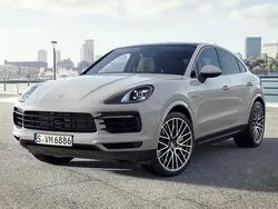 Grau Gebraucht 2022 Porsche Cayenne Platinum Edition SUV | 75.900 € (Fairer Preis)
