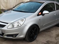 Silber Gebraucht 2006 Opel Corsa Kleinwagen | 1.600 € (Guter Preis)