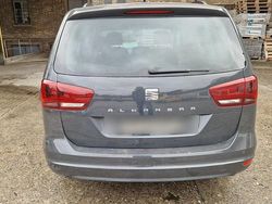 Grau Gebraucht 2019 Seat Alhambra Style Van / Kleinbus | 13.900 € (Fairer Preis)