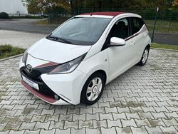 Weiß Gebraucht 2017 Toyota Aygo Kleinwagen | 7.500 € (Fairer Preis)