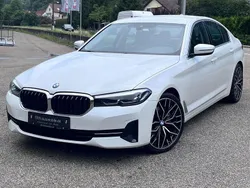 Weiß Gebraucht 2022 BMW 530 Sport Line Limousine | 38.699 € (Superpreis)