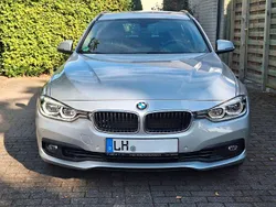 Silber Gebraucht 2019 BMW 318 Advantage Kombi | 15.490 € (Guter Preis)