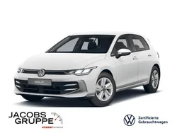 Weiß Gebraucht 2024 VW Golf VIII Life Limousine | 23.370 € (Guter Preis)