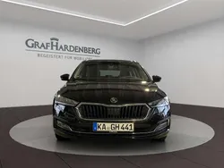 Schwarz Gebraucht 2024 Skoda Octavia Style Kombi | 29.390 € (Guter Preis)