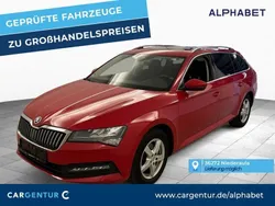 Velvet rot premium Gebraucht 2022 Skoda Superb Ambition Kombi | 24.095 € (Fairer Preis)