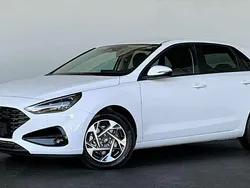Weiss Neu 2025 Hyundai i30 Kleinwagen | 21.970 € (Fairer Preis)
