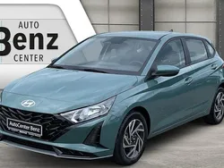 Grün Neu 2025 Hyundai i20 Trend Limousine | 20.530 € (Fairer Preis)