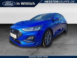 Blau Gebraucht 2024 Ford Focus ST-Line X Limousine | 26.450 € (Fairer Preis)