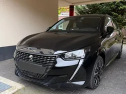 Schwarz Gebraucht 2021 Peugeot 208 Allure Kleinwagen | 10.990 € (Guter Preis)