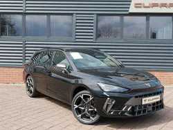 Schwarz Neu 2024 Cupra Leon Limousine | 37.990 € (Teuer)