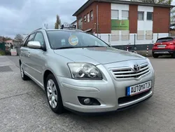 Silber Gebraucht 2008 Toyota Avensis Sol Kombi | 5.990 € (Teuer)