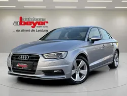 Silber Gebraucht 2016 Audi A3 Ambition Limousine | 17.850 € (Fairer Preis)