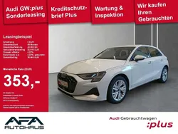 Gletscherweiß metallic Gebraucht 2024 Audi A3 Sportback Advanced Limousine | 32.610 € (Guter Preis)