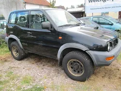 Schwarz Gebraucht 1998 Nissan Terrano SUV | 1.900 €
