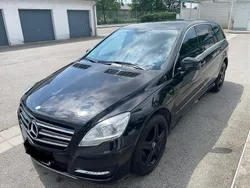 Schwarz Gebraucht 2013 Mercedes R350 Van / Kleinbus | 17.999 € (Teuer)