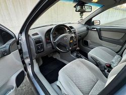 Silber Gebraucht 2002 Opel Astra Limousine | 2.400 € (Fairer Preis)