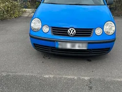 Blau Gebraucht 2002 VW Polo Kleinwagen | 600 € (Fairer Preis)