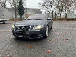 Grau Gebraucht 2008 Audi S8 Limousine | 16.999 €