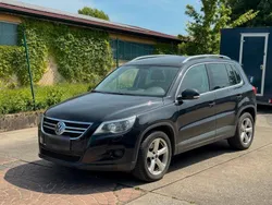 Schwarz Gebraucht 2010 VW Tiguan SUV | 4.300 € (Guter Preis)