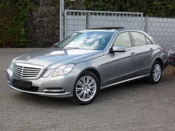 Silber Gebraucht 2012 Mercedes E200 Elegance Limousine | 10.999 € (Guter Preis)
