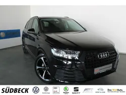 Orcaschwarz (metallic) Gebraucht 2018 Audi Q7 Advanced SUV | 46.990 €