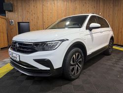 Pure white Gebraucht 2022 VW Tiguan Active SUV | 26.890 € (Fairer Preis)