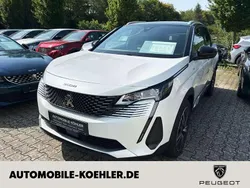 Lack weiss perlglänzend/metallic lackier (metallic) Gebraucht 2023 Peugeot 3008 GT SUV | 29.890 € (Etwas zu teuer)