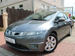 Grau Gebraucht 2010 Honda Civic Comfort Limousine | 3.990 € (Fairer Preis)