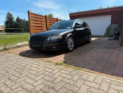 Grau Gebraucht 2006 Audi A4 Kombi | 3.499 € (Guter Preis)