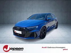 Kemoragrau metallic Gebraucht 2025 Audi RS3 Sportback Sport Kleinwagen | 66.370 € (Guter Preis)
