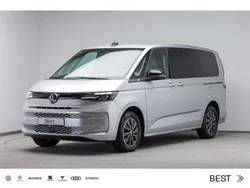 Silber Gebraucht 2023 VW Multivan Basis Van / Kleinbus | 48.995 € (Superpreis)