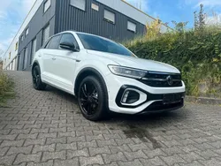 Pure white Gebraucht 2024 VW T-Roc R-line SUV | 27.900 € (Etwas zu teuer)