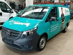 Grün Gebraucht 2021 Mercedes Vito Van / Kleinbus | 20.500 €