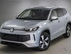 Oyster silber metallic... Neu 2025 VW Tayron Life SUV | 43.691 € (Fairer Preis)